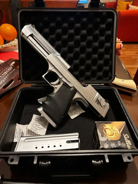 44 Magnum Desert Eagle