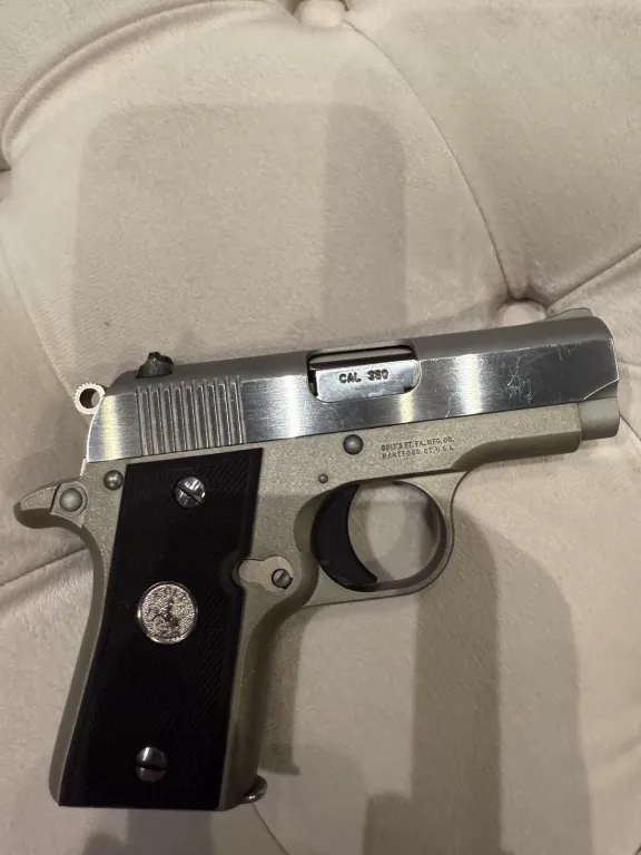Colt 380 Mustang Kamu Personelınden - 2