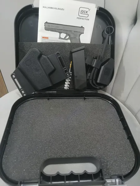 Glock 19