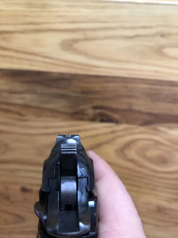 Düğmeli Beretta 7 - 4