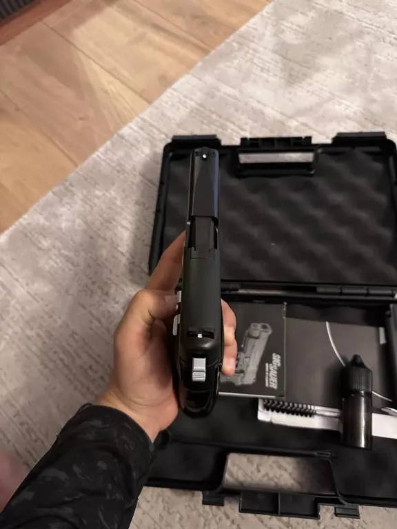 Sig Sauer P225 - 5