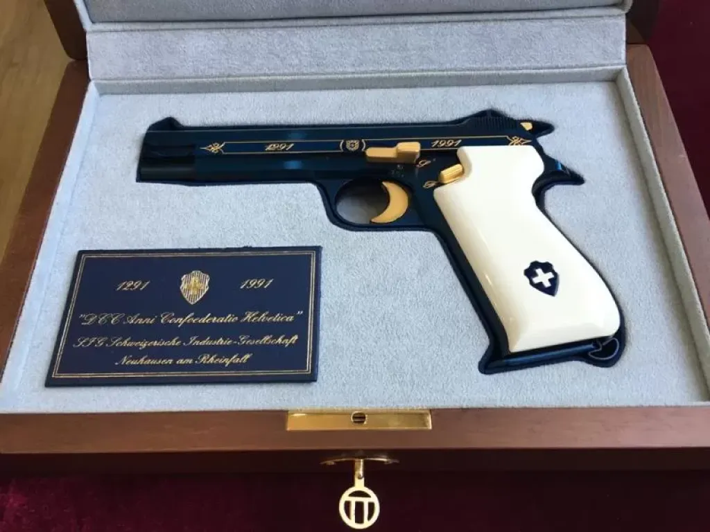 Sig Blue P210 Helvatica Confederatio - 3