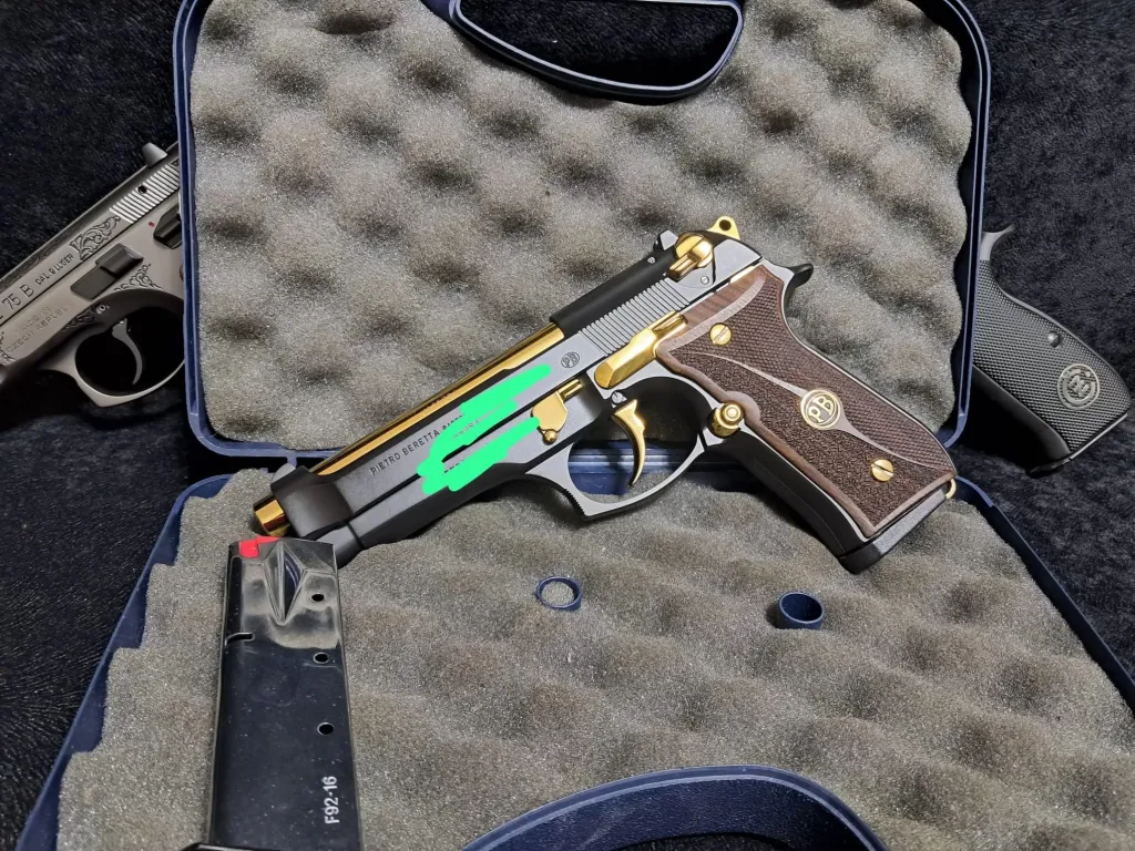 Beretta 92 Fs 9Mm Kusursuz Çft Şarjörlü Temi̇zleme Aparati Kutu Mevcut - 2