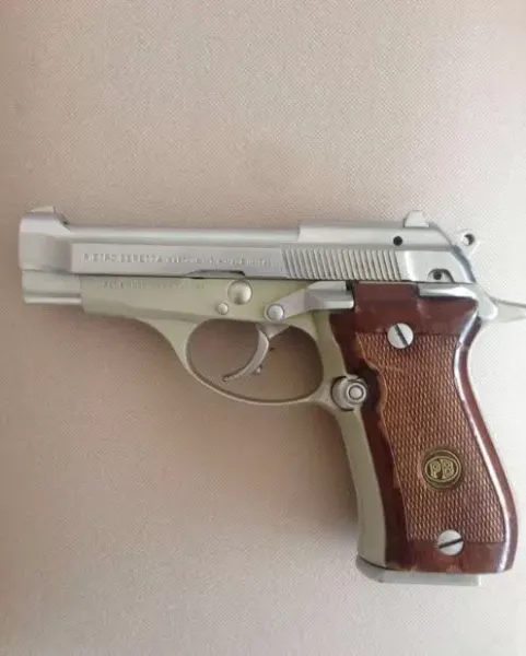 Bu Fi̇yata Emsali̇ Yok Beretta F81 7 32 500 Tl