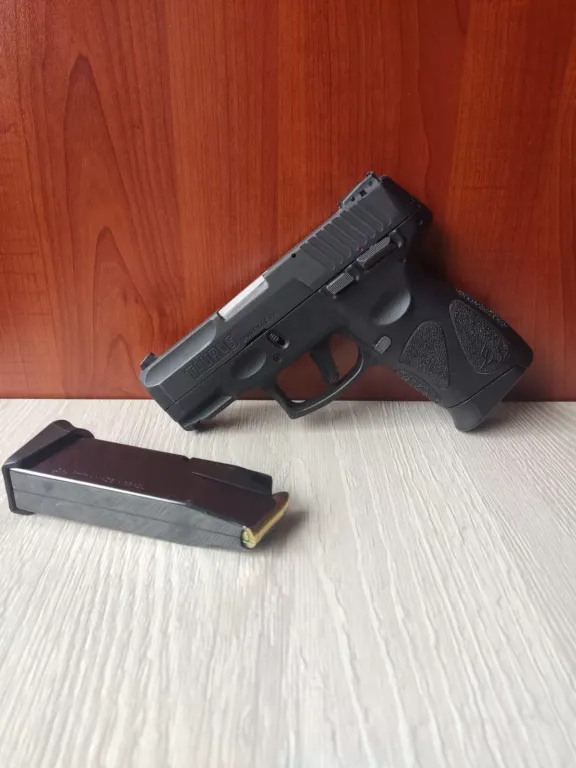 Taurus G2C - 1