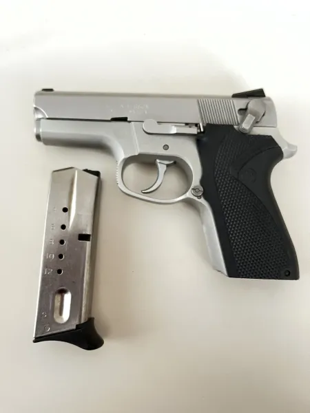 6906 Smith Wesson Şarjörlü Tertemiz Çok Az Kullanıldı Emniyet Mensubundan