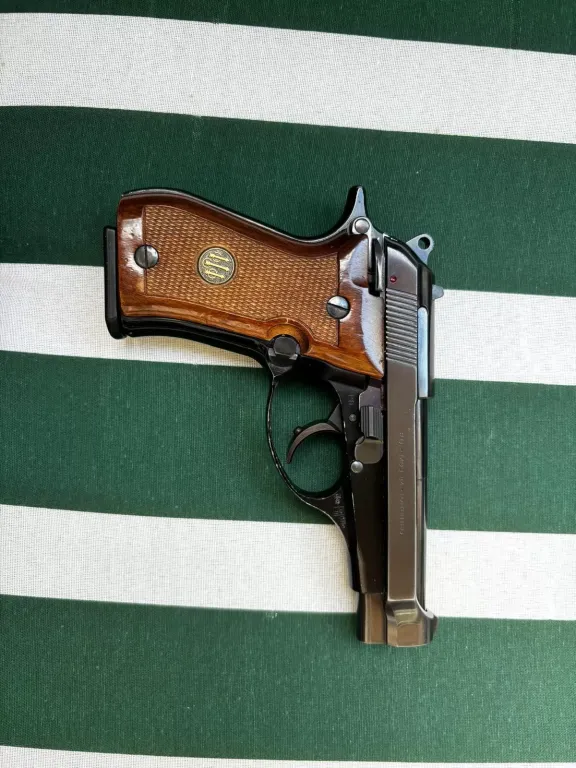 Beretta 84 - 2