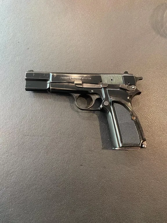 Koleksi̇yoncudan Yeni̇ Nesi̇l Browning - 1