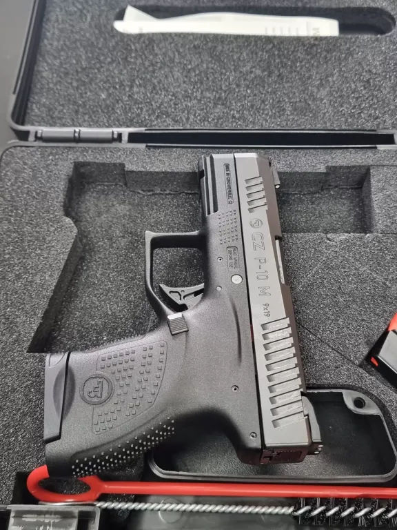 Cz P10 M - 4