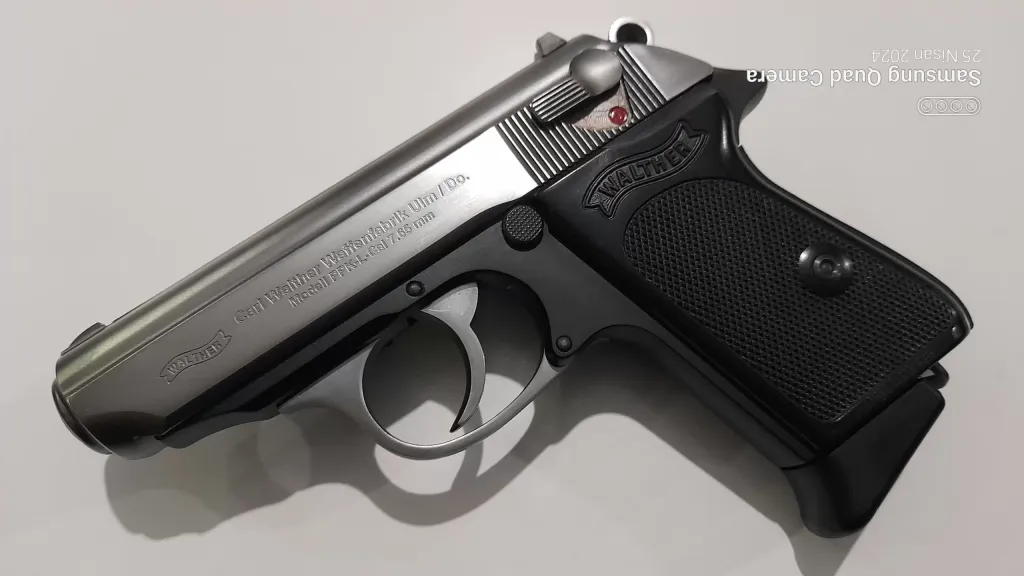 James Bond Walther Ppk