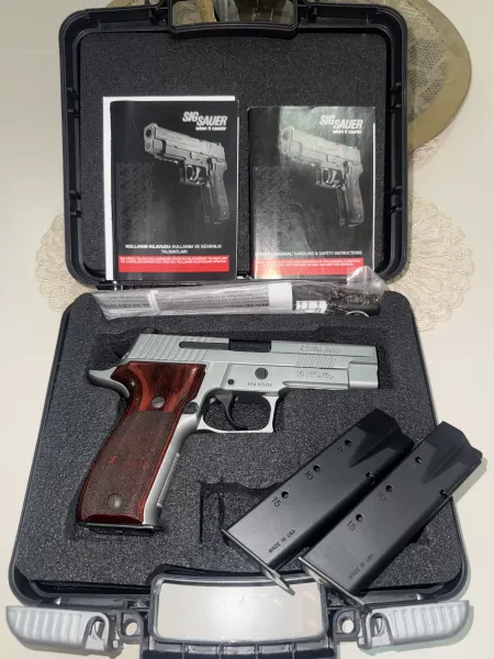 Sig Sauer P226 Stainless Elite