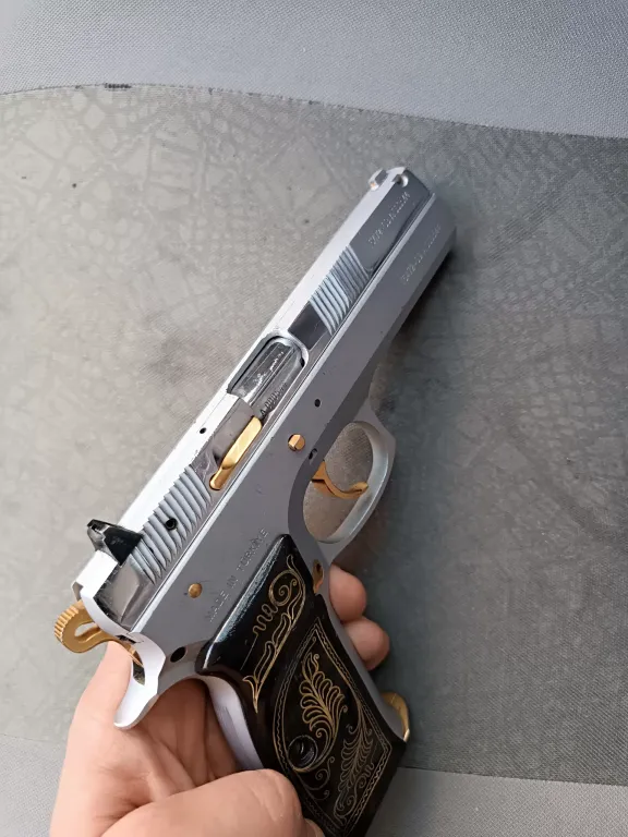 Emniyet Mensubu Dan Canik Piranha - 1