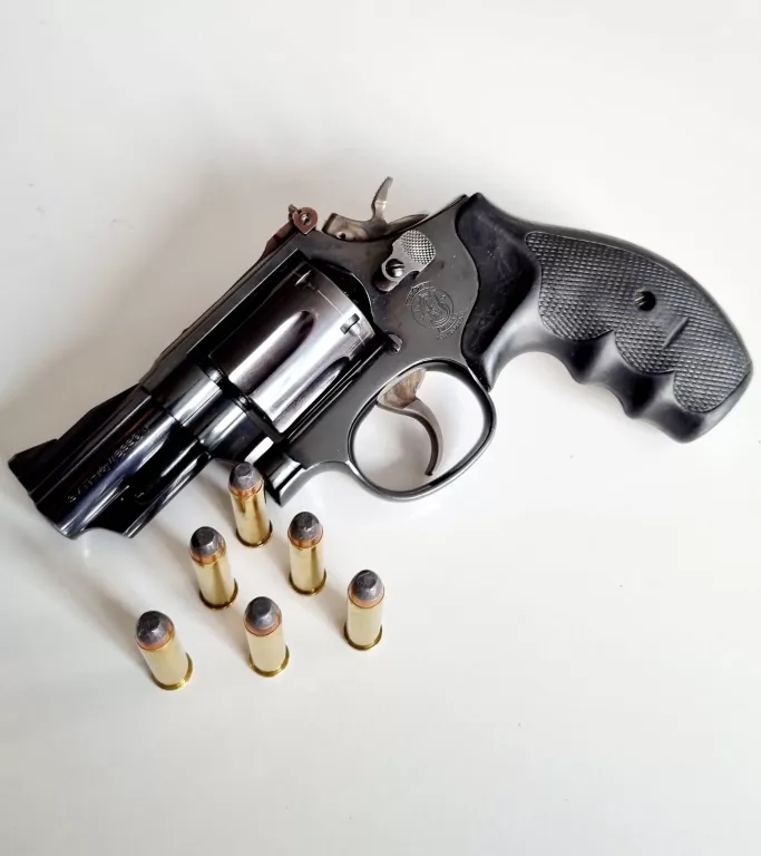 Smi̇th Wesson 357 Magnum Tabanca - 1