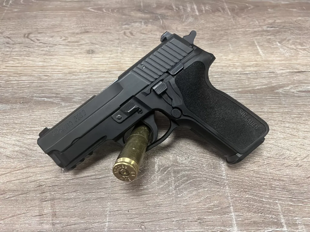 Sig Sauer P 229 Nitron Amerikan Sıfır Ayarında - 1