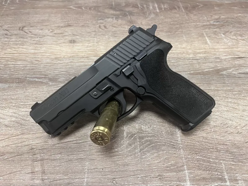 Sig Sauer P 229 Nitron Amerikan Sıfır Ayarında