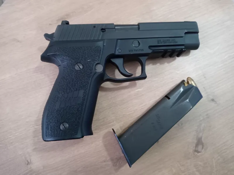 Sig Sauer P226 Amerikan