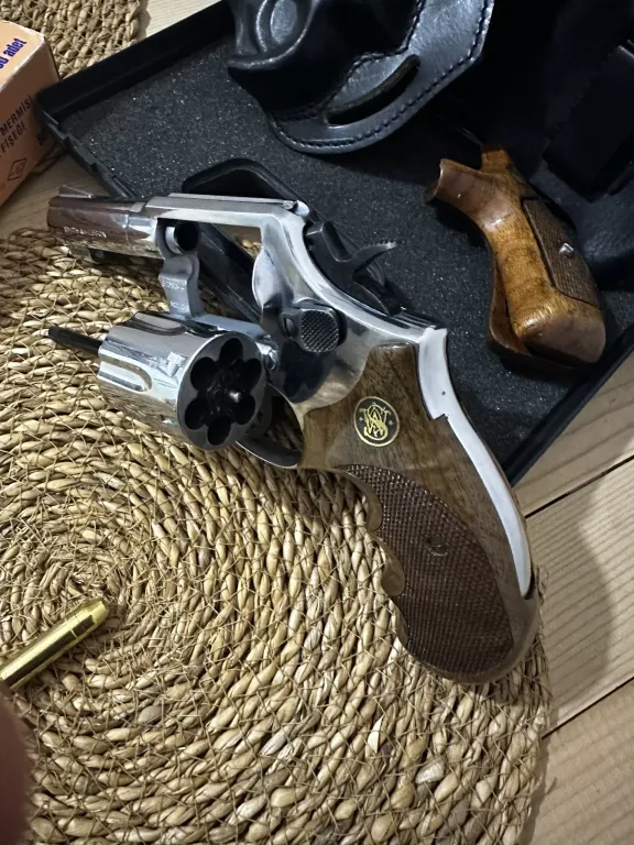 S W 38 Special 8 - 4