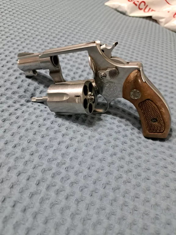 Smi̇th Wesson 38 S W Spl Küçük 5 Li̇ Toplu Taşima Ruhsatli Spri̇ngfeld Mass Margas Registradas Trade Mark Rag Us Pat Off - 4