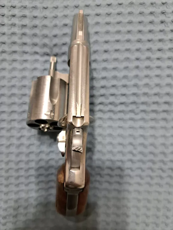 Smi̇th Wesson 38 S W Spl Küçük 5 Li̇ Toplu Taşima Ruhsatli Spri̇ngfeld Mass Margas Registradas Trade Mark Rag Us Pat Off - 3