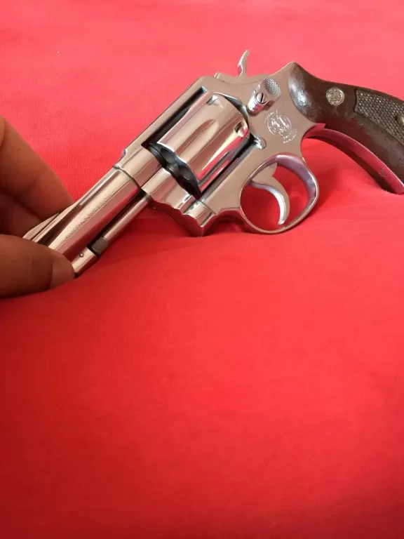 Polisten Satılık Toplu Smith Wesson Silah - 2