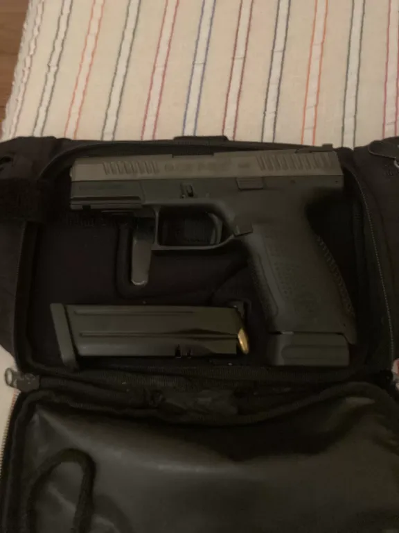 Cz P10C - 3