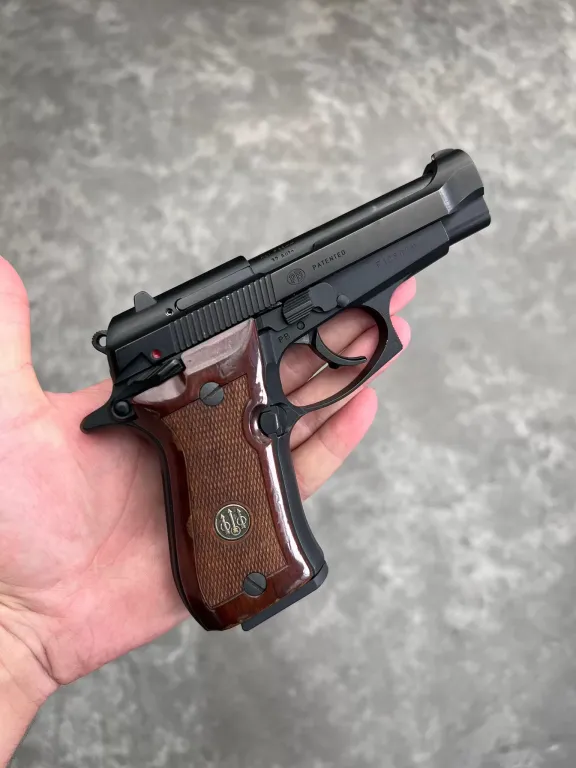 Beretta F81 7 Efsane Si̇lah Ve Saddam - 2