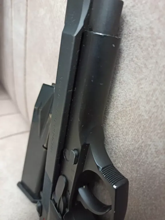 Beretta - 4