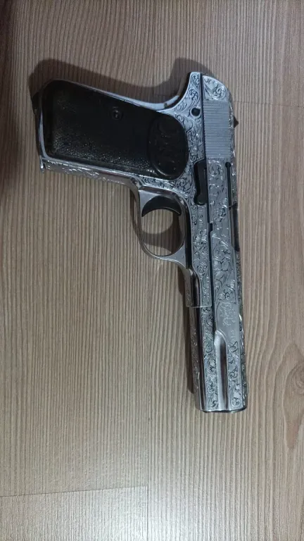 Tuğralı Polis - 1