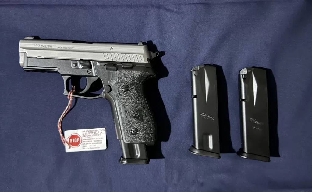 Sig Sauer P229 Two Tone - 3