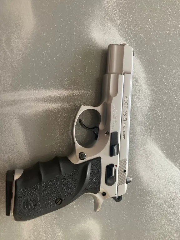Cz 75 B Tabanca