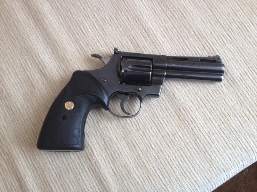 Colt Python 357 Mag - 1