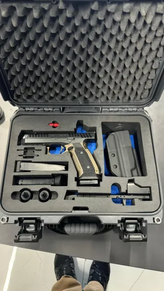 Laugo Arms Alien Full Set