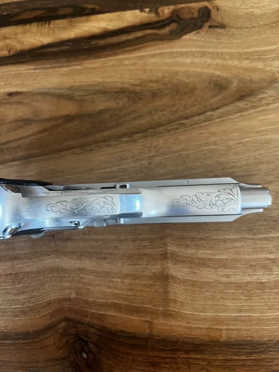Beretta F92 - 4