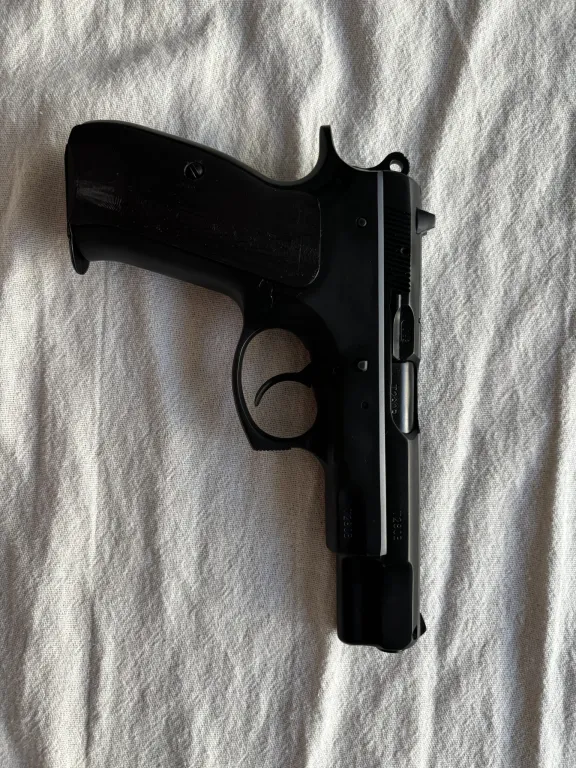 Emni̇yet Personeli̇nden Sifir Ayarinda 93 Model Cz 75 B - 2