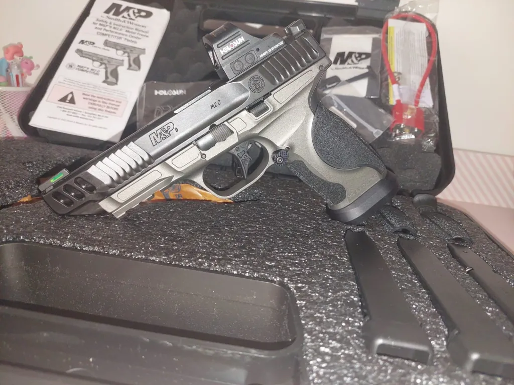 Smith Wesson - 1