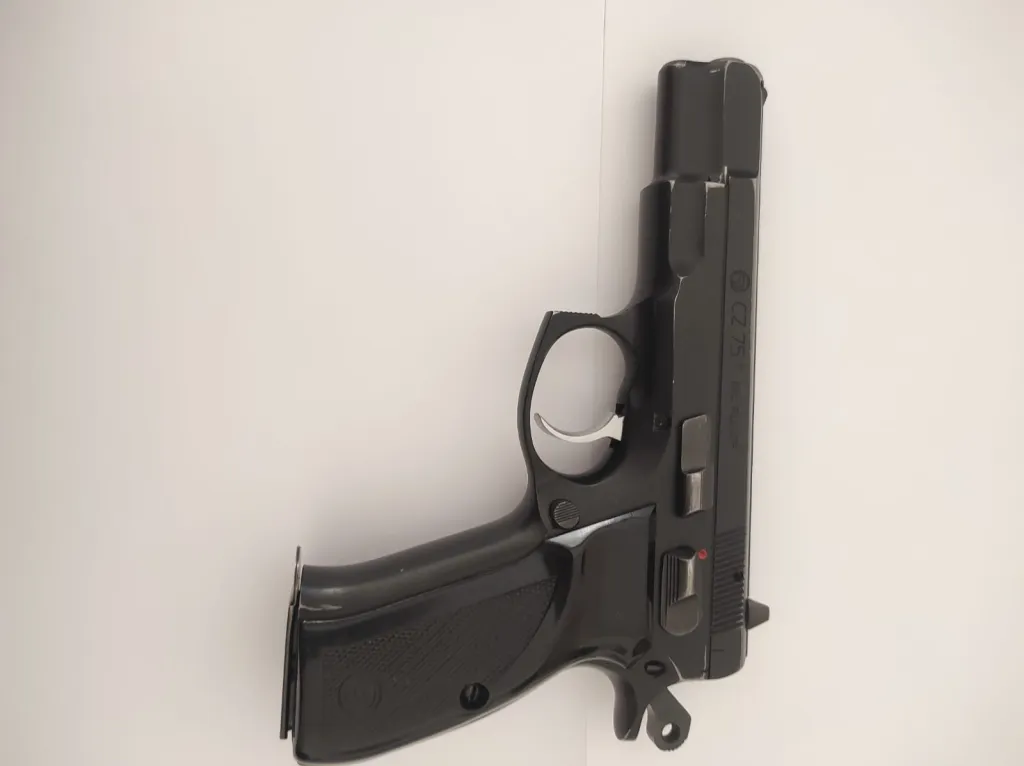 Cz 75 - 4