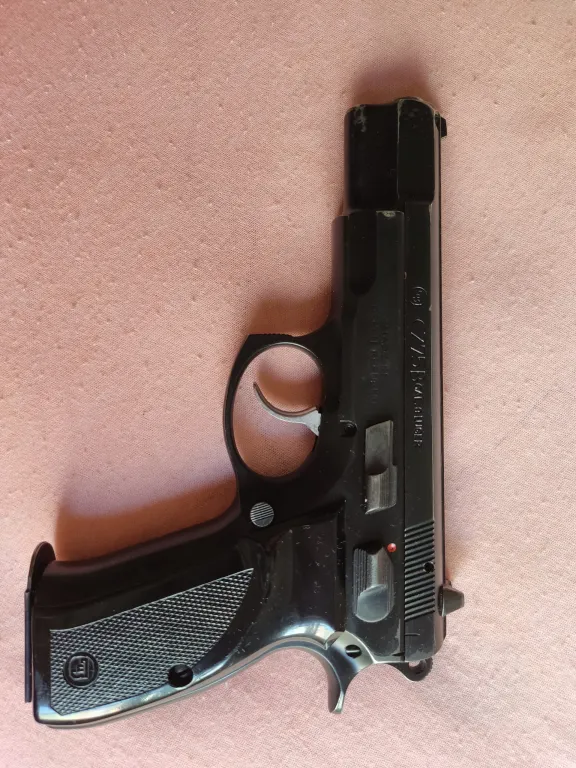 Emekli Polisten Cz75B - 1