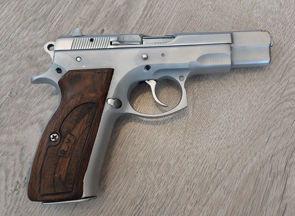 Emekli̇ Poli̇sten Satilik Cz75 B Luger - 2