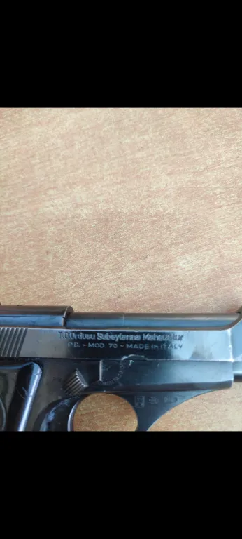 Tertemi̇z Düğmeli̇ Beretta Mod 70 - 4