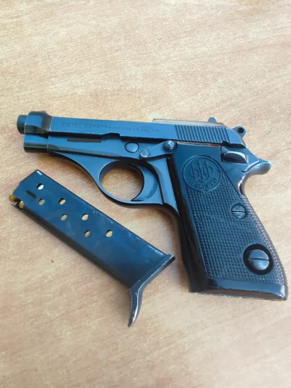 Tertemi̇z Düğmeli̇ Beretta Mod 70