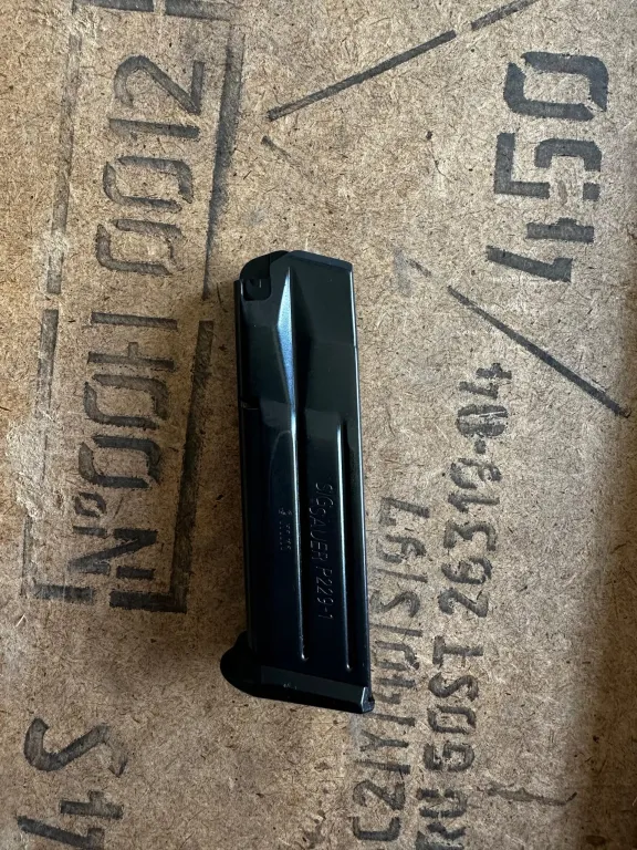 Sig Sauer P229 E2 9Mm 16 Kapasi̇teli̇