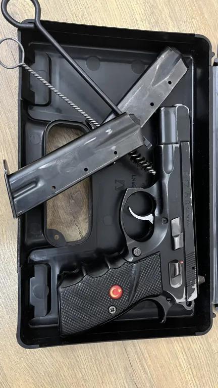 Cz 75B - 4