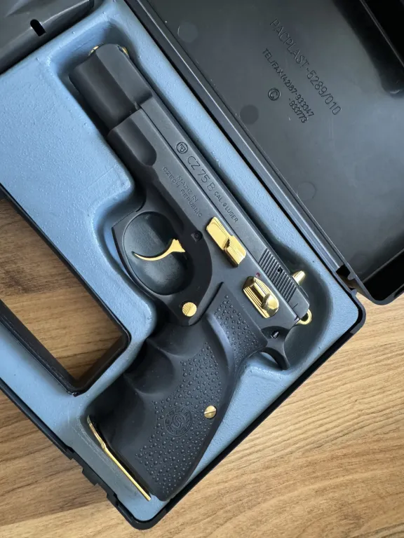 Cz 75B Kusursuz Ve Özel Tasarım