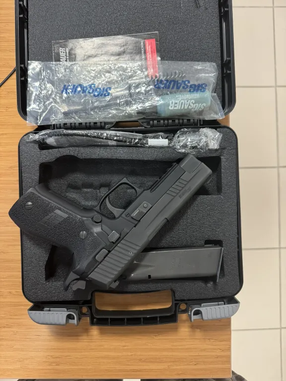 Sig Sauer P226 Enhanced Elite - 3