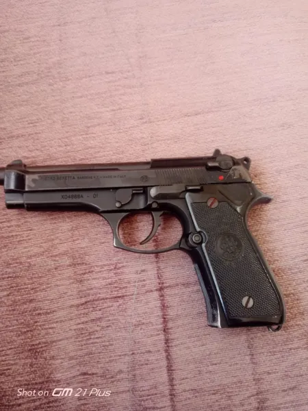 Emekli Polis Memurundan Beretta Fs92