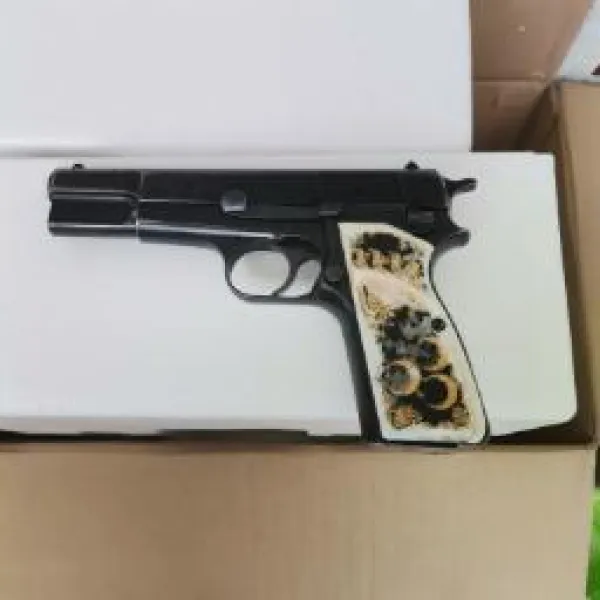 Sahibinden Bulundurma Ruhsatlı Fazla Mermi Atılmamış Temiz Kullanılmış 215 Rr Serisi Orjinal Boyalı