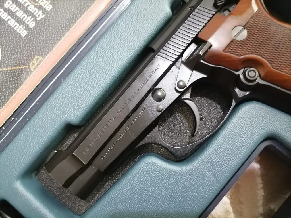 Beretta F81 - 5