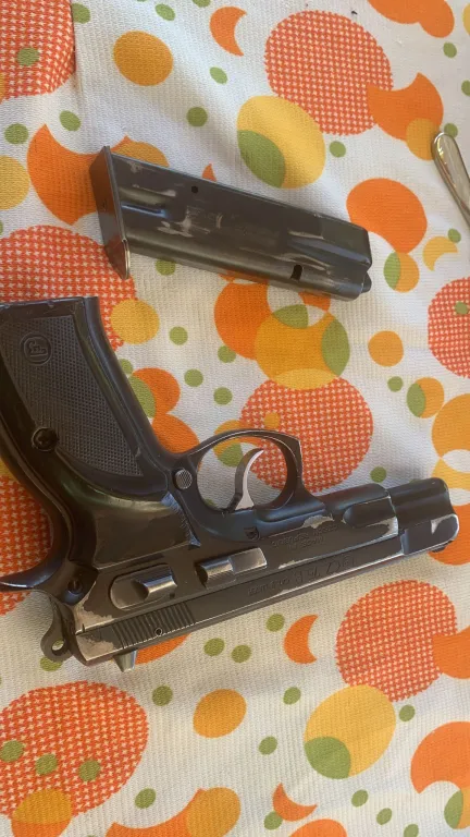 Cz 75 B Çok Atiş Yapilmamiş Temi̇z Tabanca Orji̇nal Boyali - 3