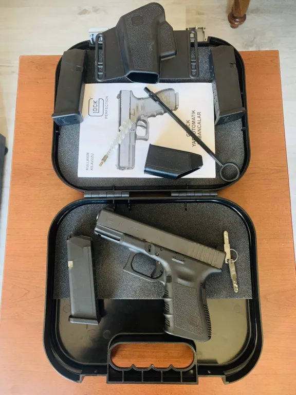 Kamu Personeli̇nden Sifir Ayarinda Glock - 4