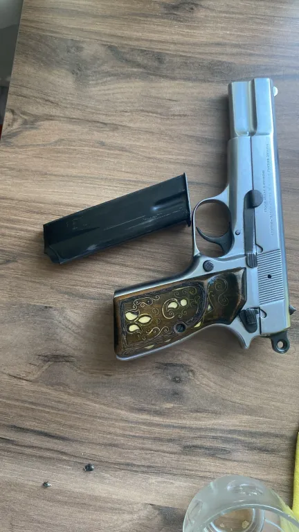 Aci̇ll Emekli̇ Emni̇yet Mensubundan Browni̇ng 14 Lü - 3
